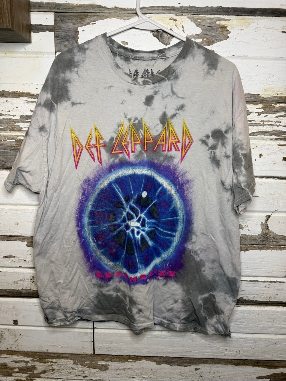 Def Leppard Gray Tie-Dye Short Sleeve Graphic Tee with Blue Orb